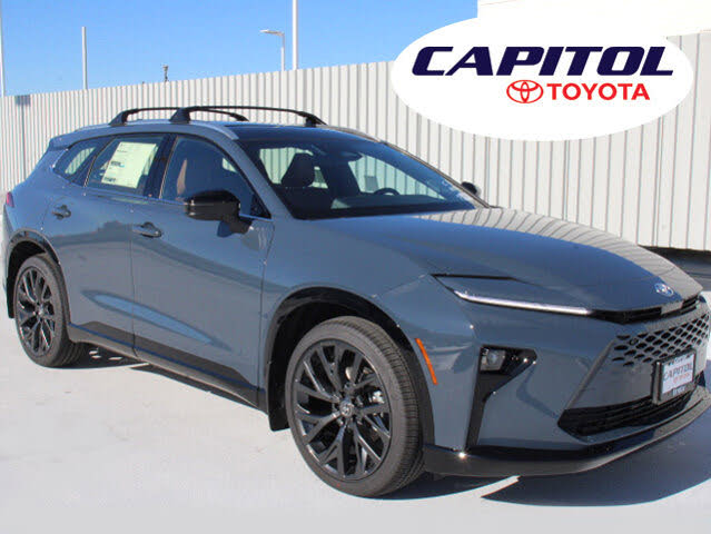 2025 Toyota Crown Signia Limited AWD