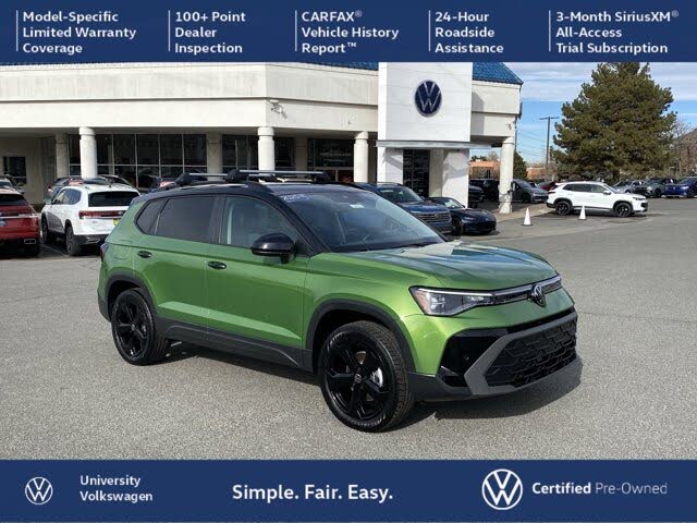 2025 Volkswagen Taos SE Black 4Motion