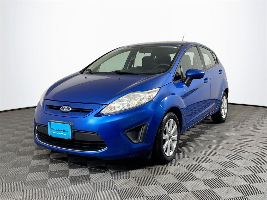 2011 Ford Fiesta SE Hatchback