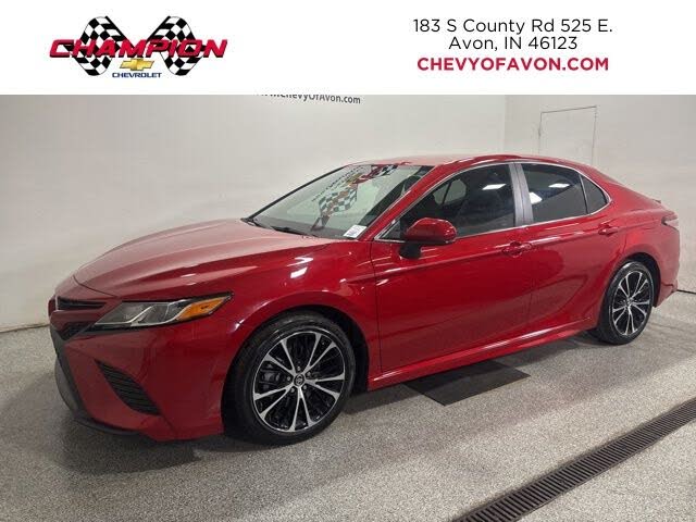 2019 Toyota Camry SE FWD