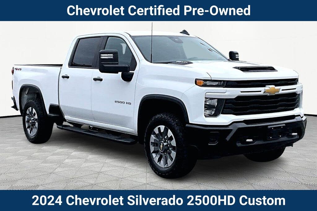 2024 Chevrolet Silverado 2500HD Custom Crew Cab 4WD