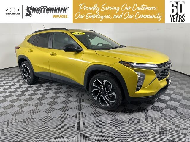 2025 Chevrolet Trax RS with 2RS FWD