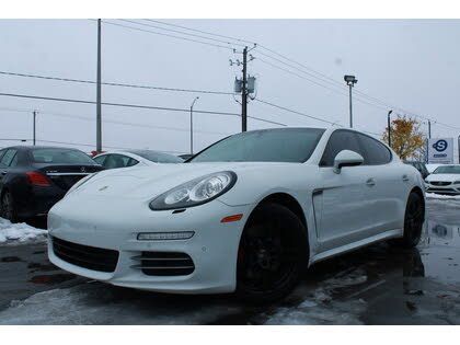 Porsche Panamera 4S 2014