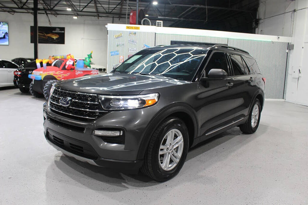 2020 Ford Explorer XLT RWD