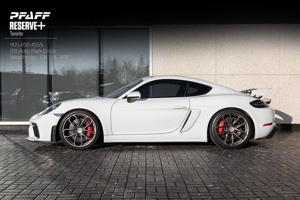 2020 Porsche 718 Cayman GT4 RWD