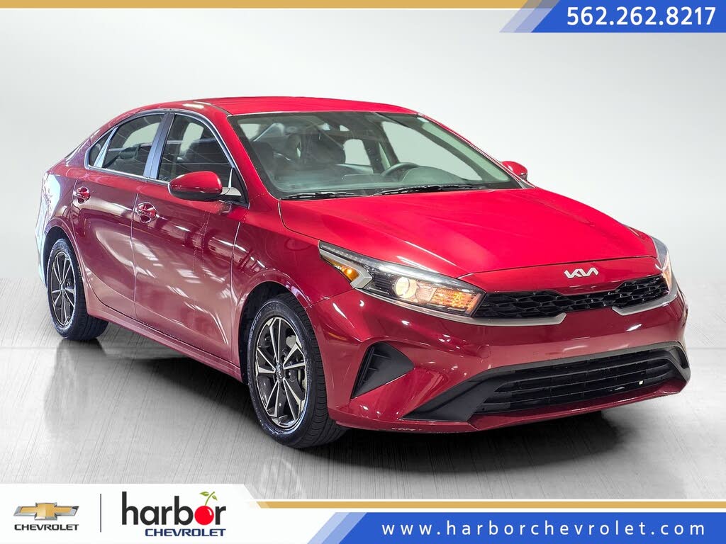 2022 Kia Forte LXS FWD