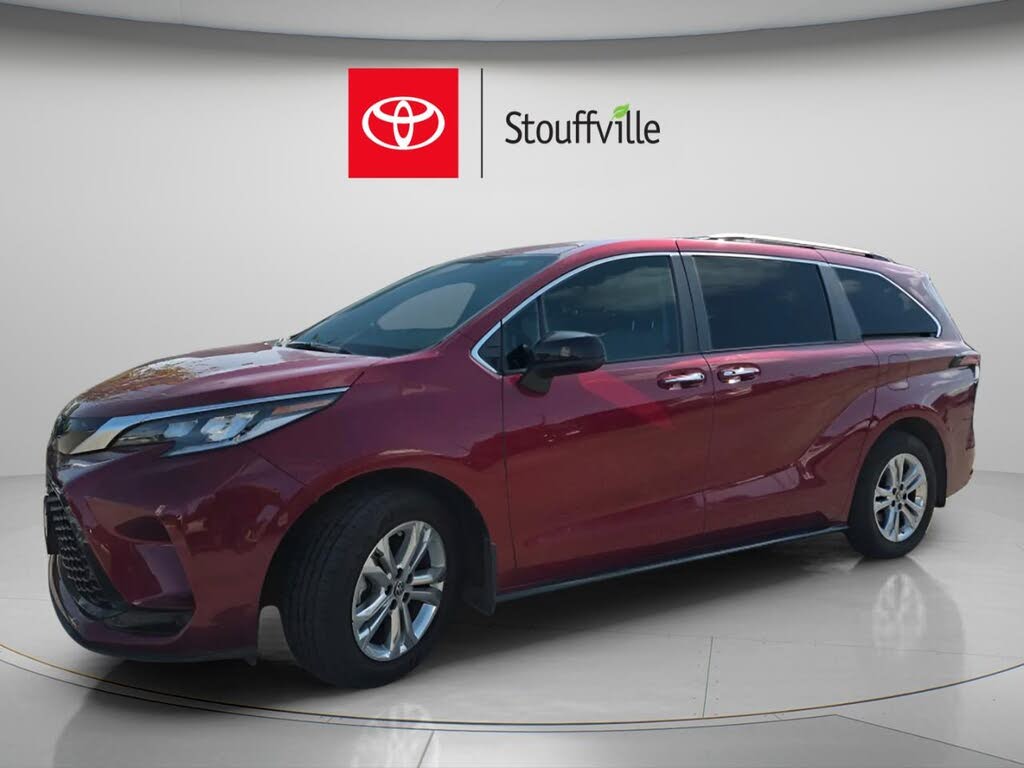 2023 Toyota Sienna XSE 7-Passenger AWD
