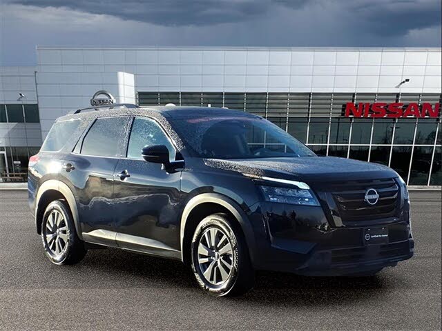 2024 Nissan Pathfinder SV 4WD