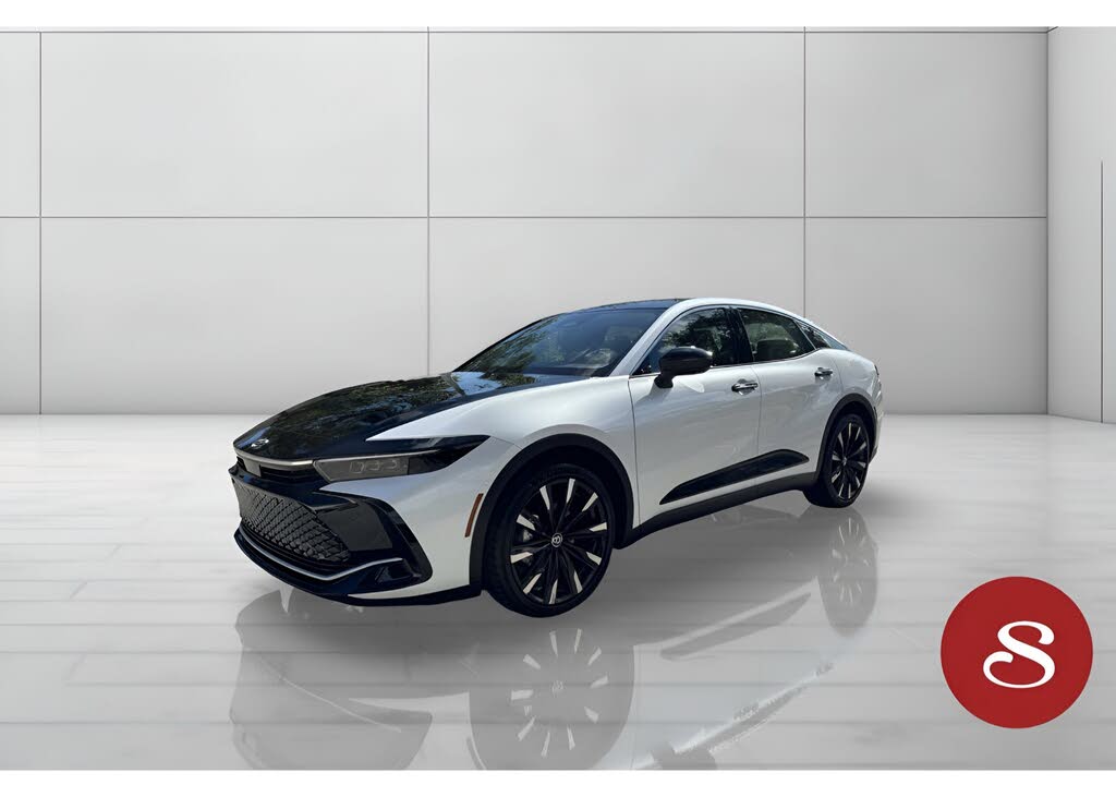 2024 Toyota Crown Platinum AWD