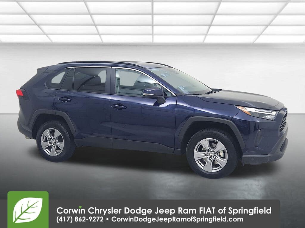 2024 Toyota RAV4 XLE FWD