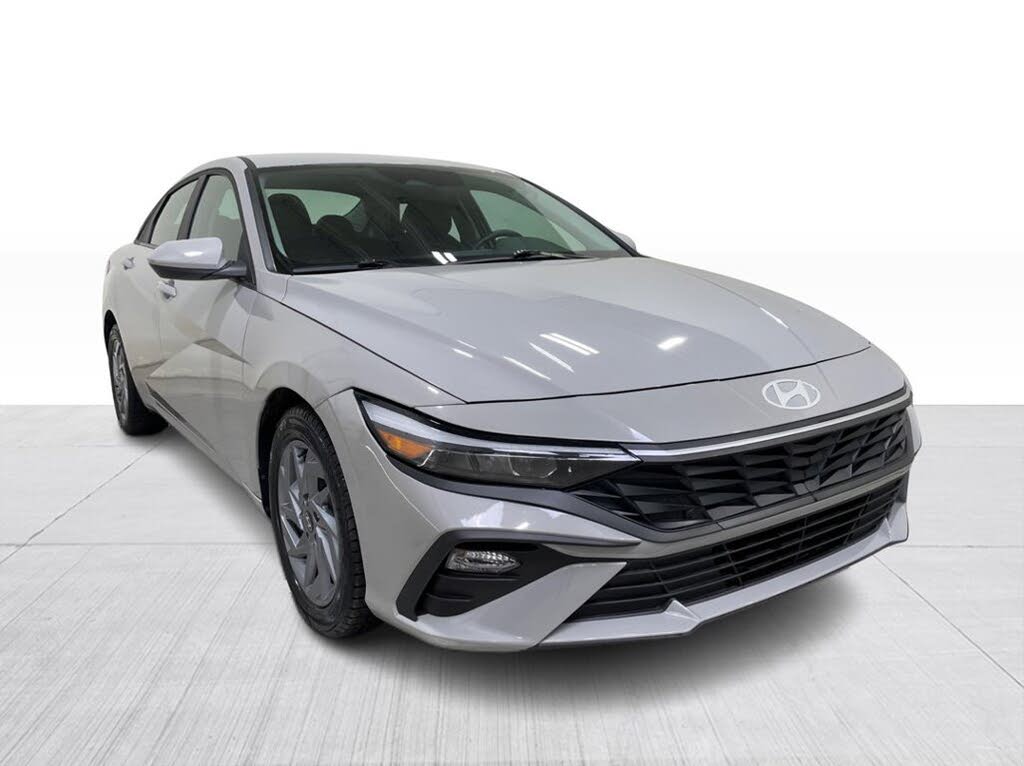 2025 Hyundai Elantra Preferred FWD