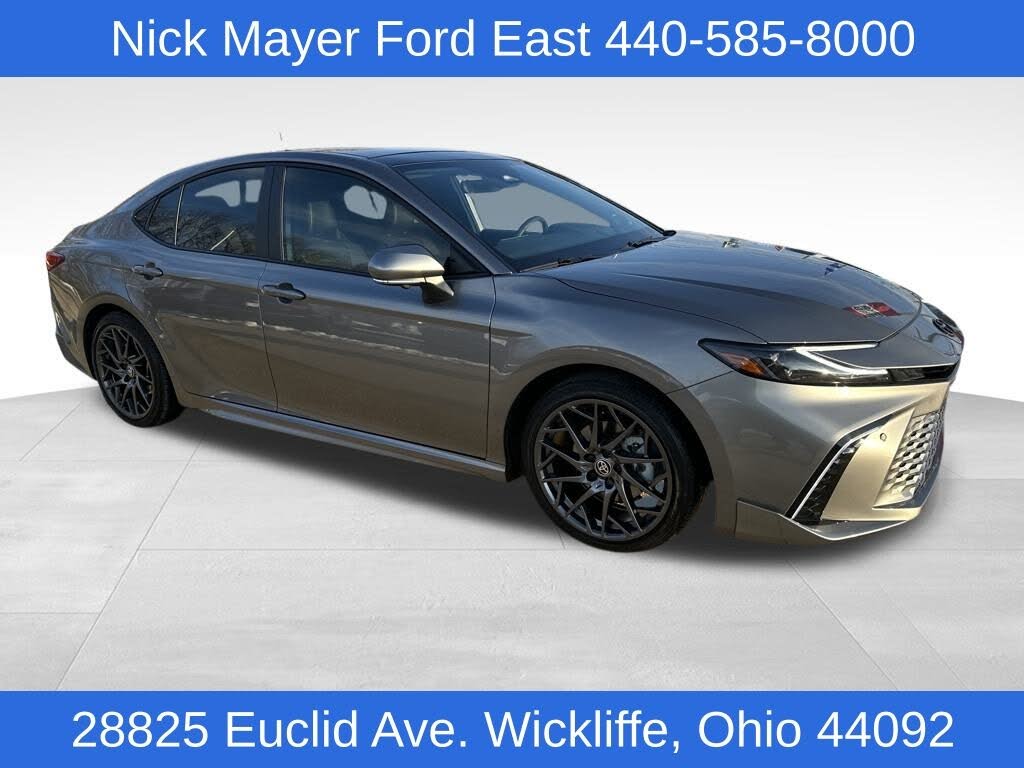 2025 Toyota Camry XSE FWD