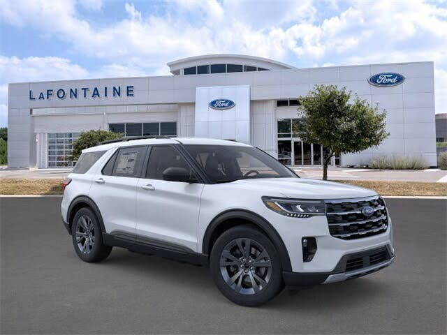 2026 Ford Explorer Active AWD