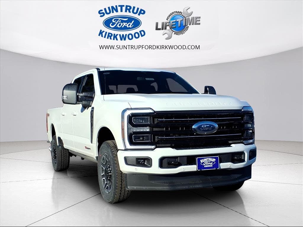 2026 Ford F-250 Super Duty Platinum Crew Cab 4WD