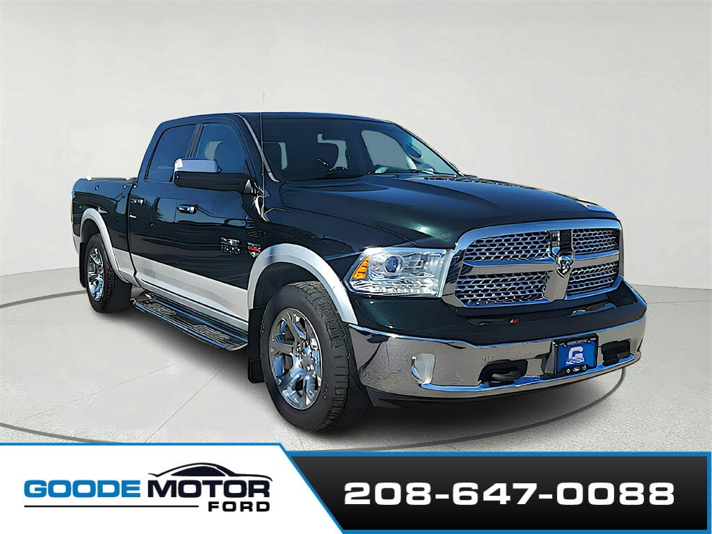 2015 RAM 1500 Laramie Crew Cab 4WD
