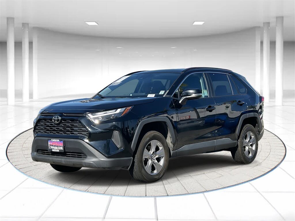 2022 Toyota RAV4 XLE FWD