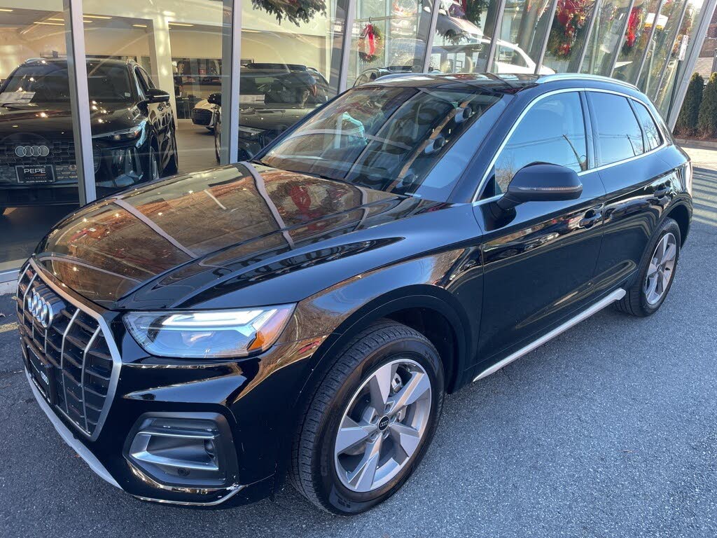 2023 Audi Q5 quattro Premium Plus 40 TFSI