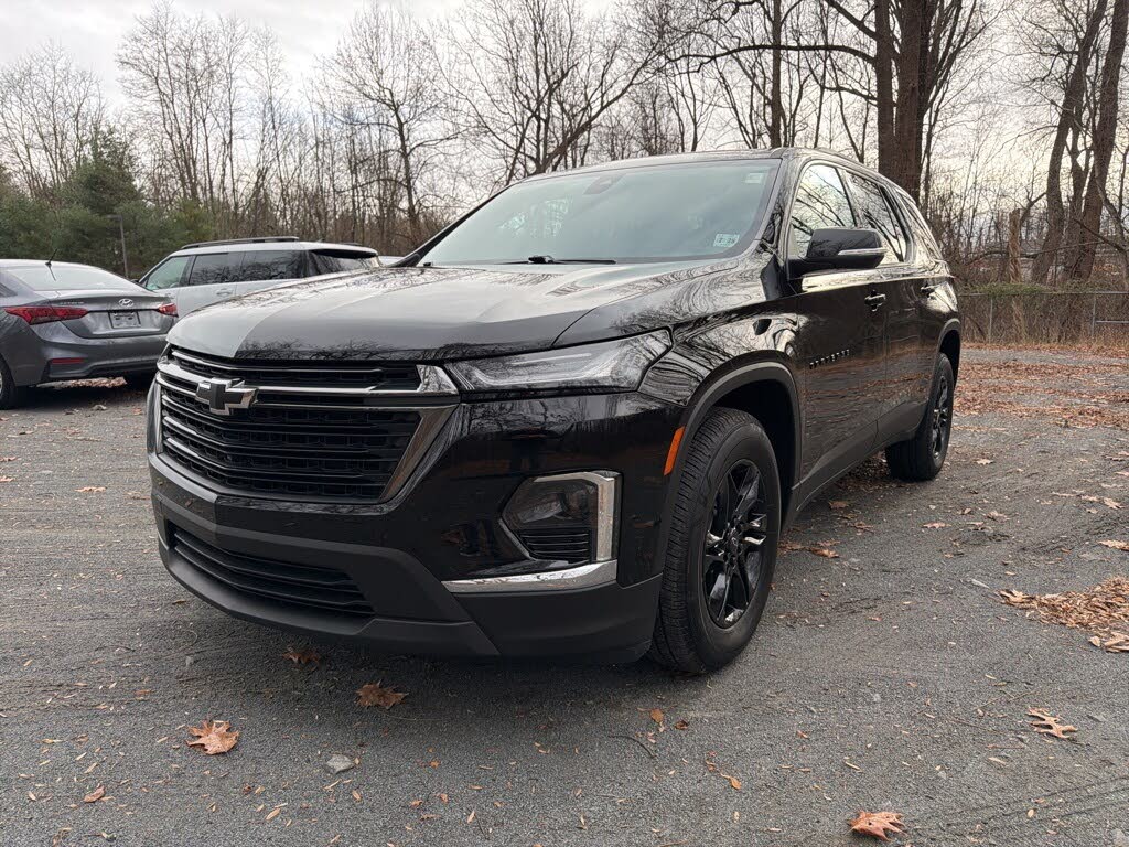 2023 Chevrolet Traverse LT Cloth AWD