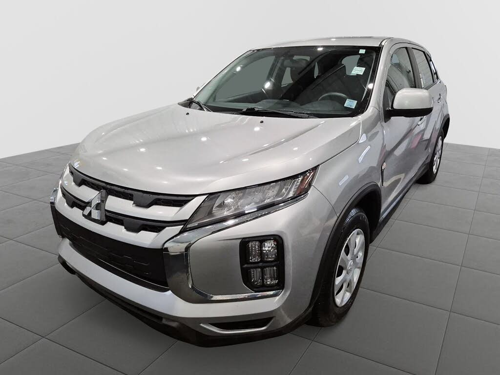 2023 Mitsubishi RVR ES AWC