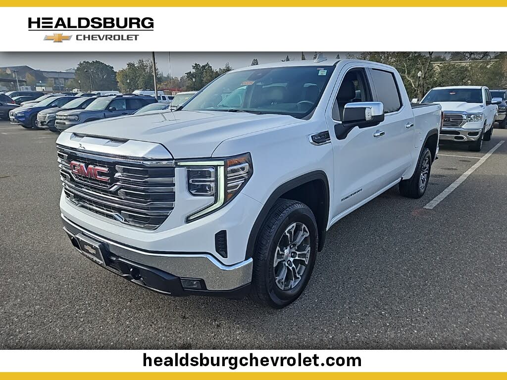 2024 GMC Sierra 1500 SLT Crew Cab 4WD