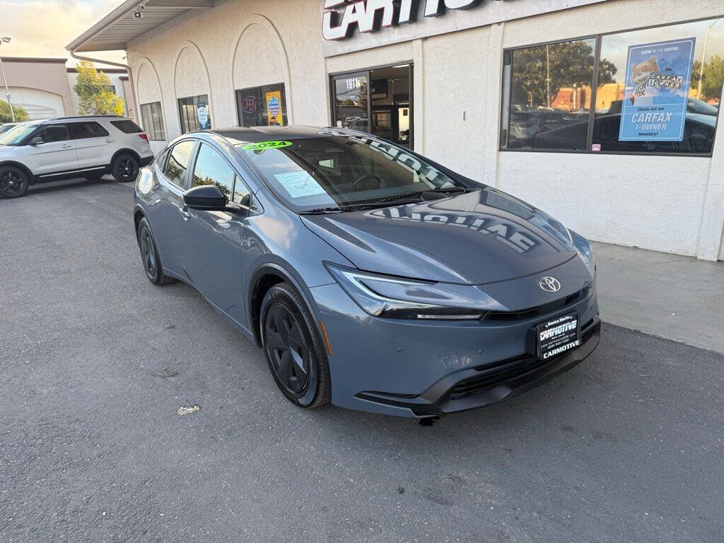 2024 Toyota Prius LE FWD