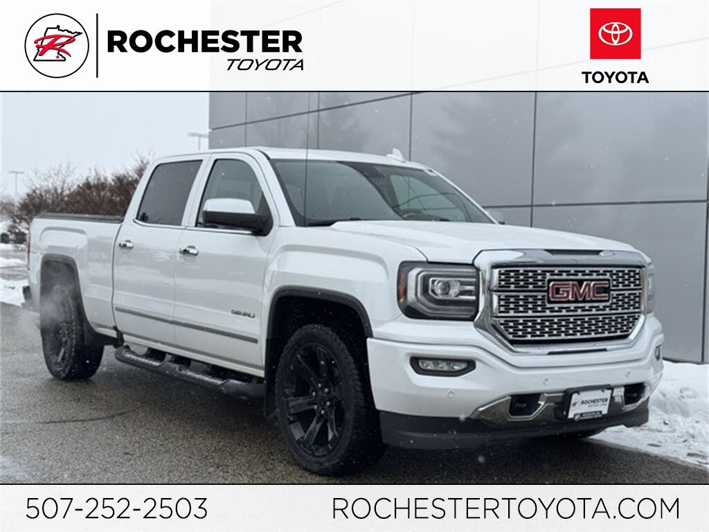 2017 GMC Sierra 1500 Denali Crew Cab 4WD