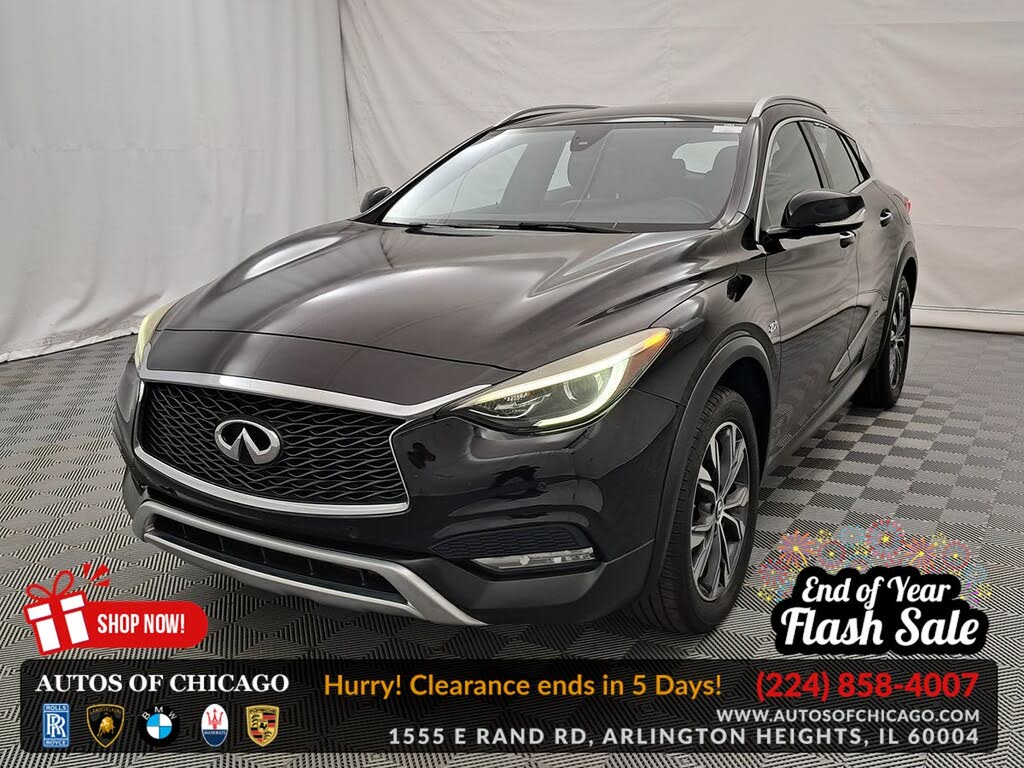 2017 INFINITI QX30 Premium AWD