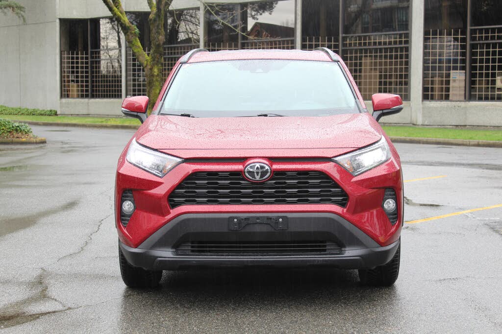 2020 Toyota RAV4 XLE FWD