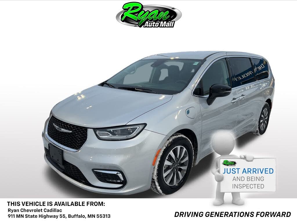 2024 Chrysler Pacifica Hybrid Select FWD