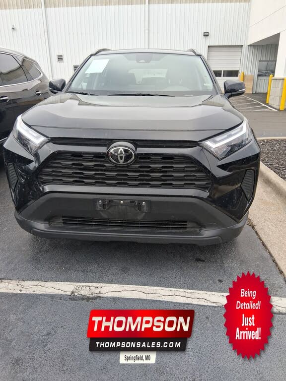 2024 Toyota RAV4 XLE FWD
