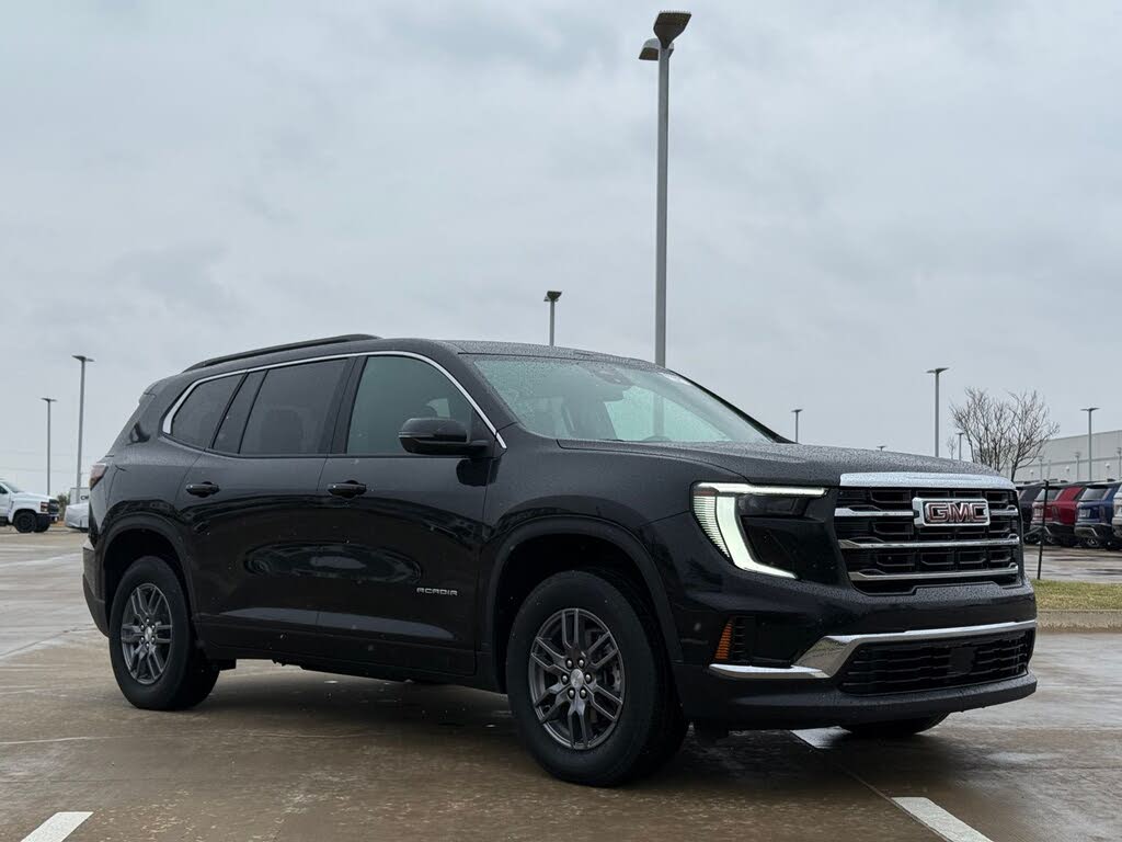 2025 GMC Acadia Elevation FWD