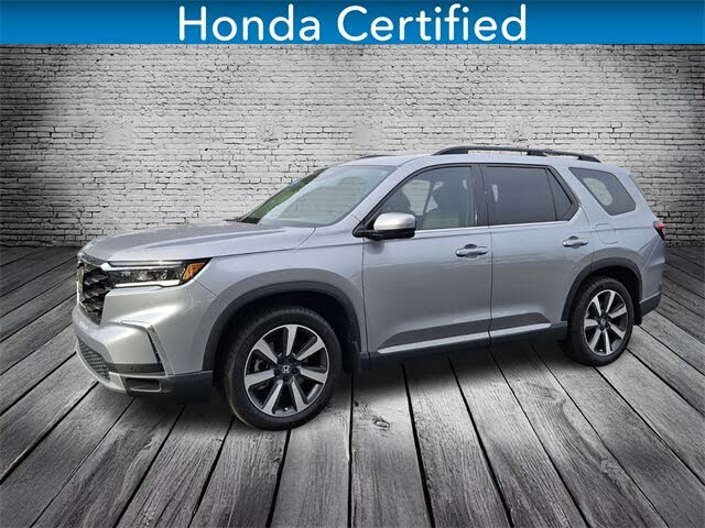 2025 Honda Pilot Touring FWD