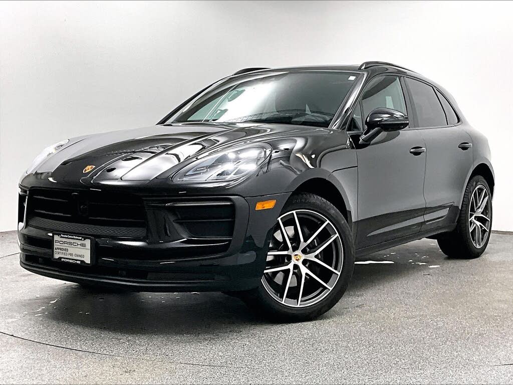 2025 Porsche Macan AWD