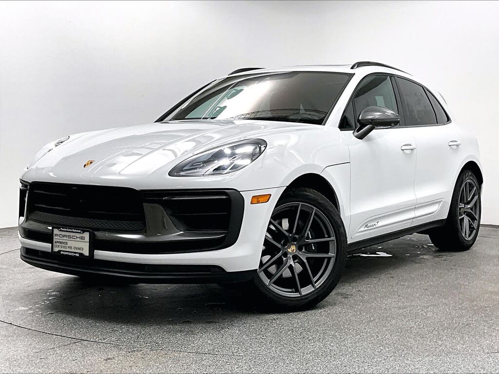 2025 Porsche Macan T AWD