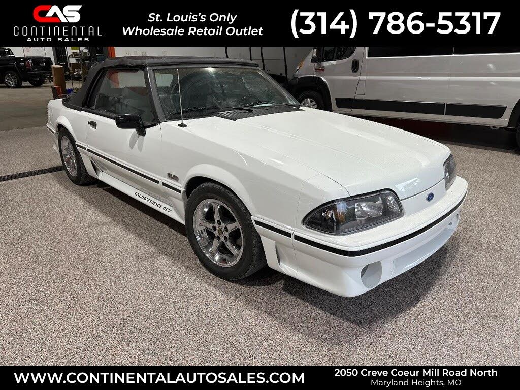 1993 Ford Mustang GT Convertible RWD