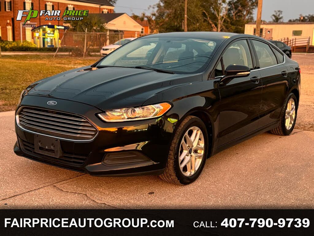2013 Ford Fusion SE