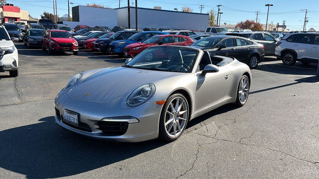 2013 Porsche 911 Carrera S Cabriolet RWD