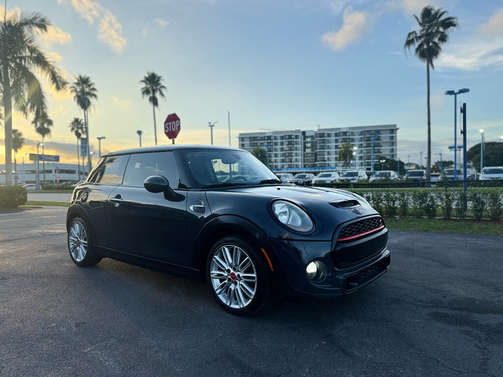 2014 MINI Cooper S Hatchback FWD