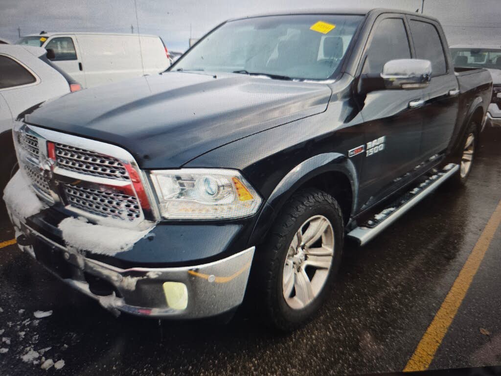 2018 RAM 1500 Laramie Crew Cab 4WD