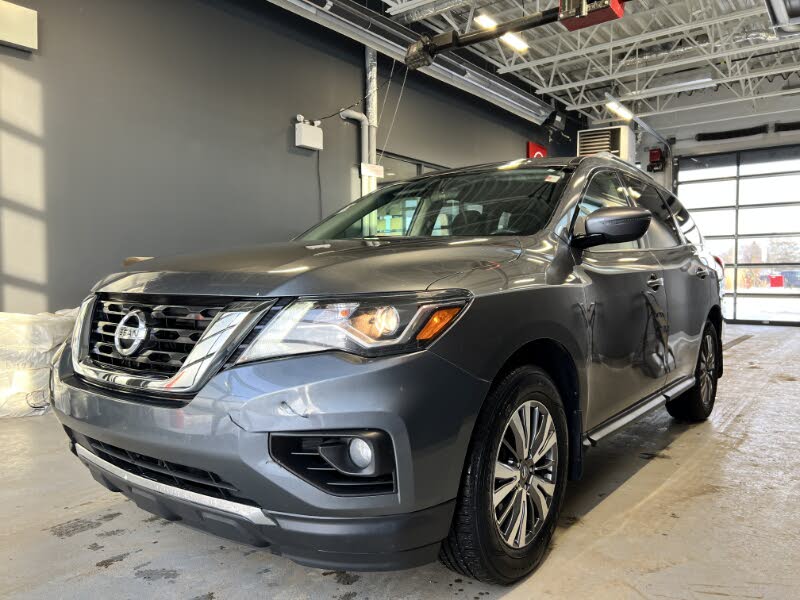 2019 Nissan Pathfinder SL 4WD