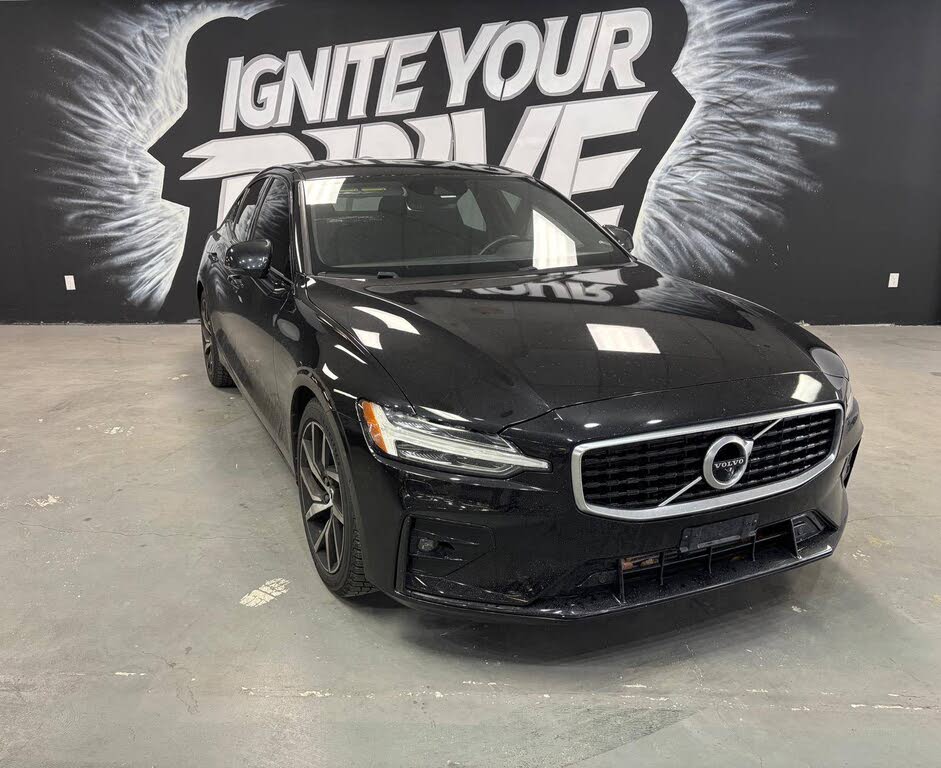 2020 Volvo S60 T6 R-Design AWD