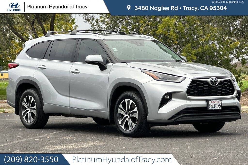 2022 Toyota Highlander XLE AWD