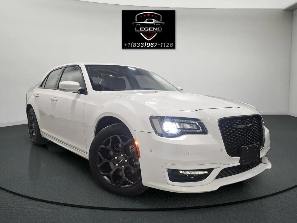 2023 Chrysler 300 Touring L AWD