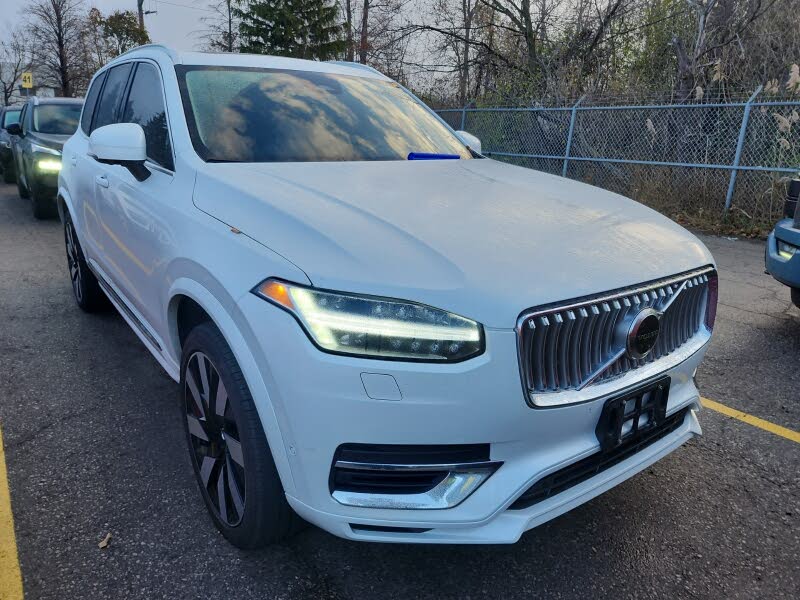 2023 Volvo XC90 Recharge T8 Plus Bright Theme 7-Passenger eAWD