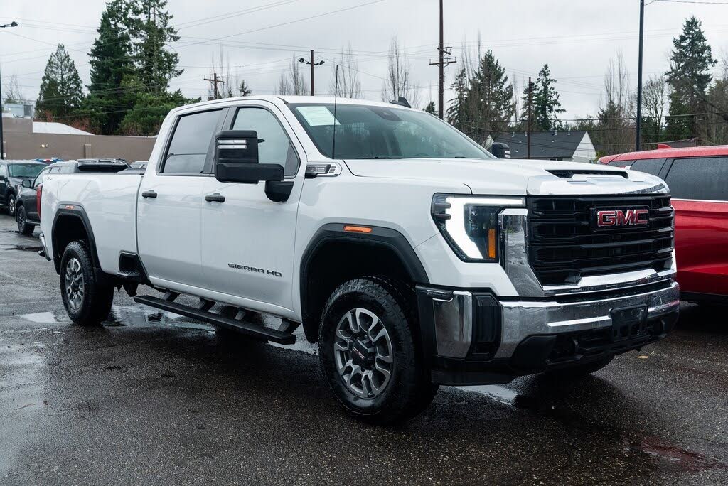 2024 GMC Sierra 3500HD Pro Crew Cab 4WD