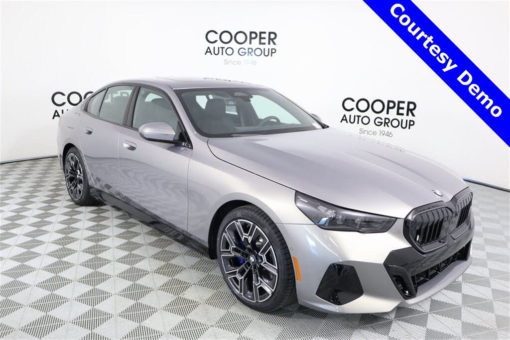 2025 BMW 5 Series 530i xDrive