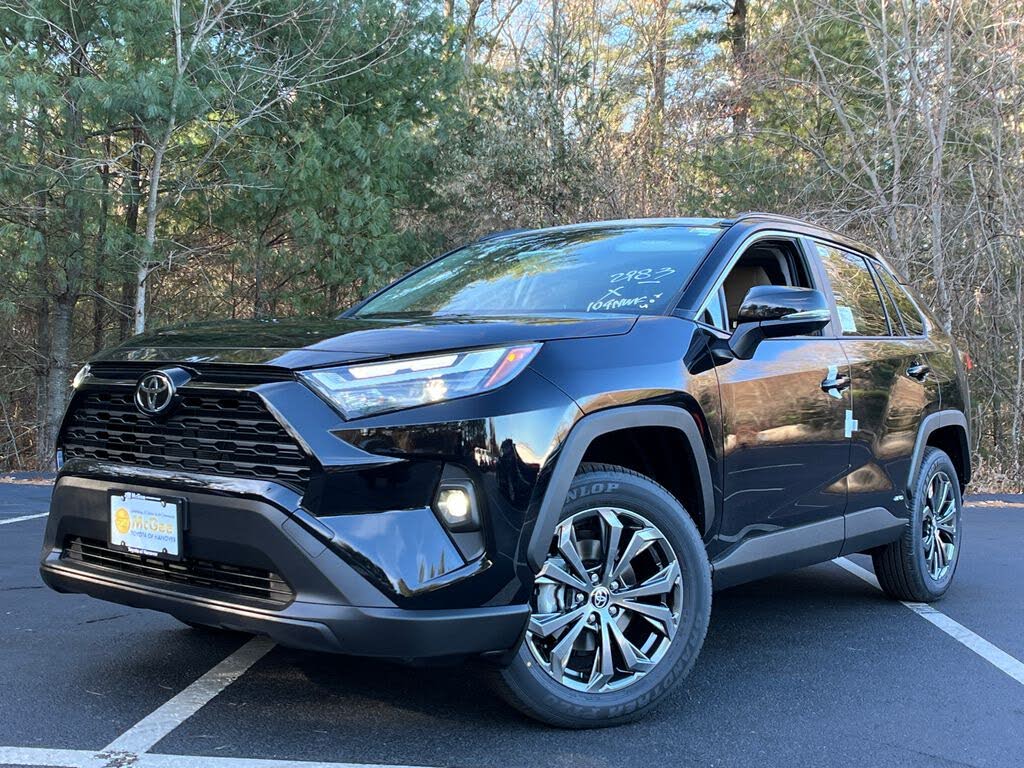 2025 Toyota RAV4 Hybrid XLE Premium AWD