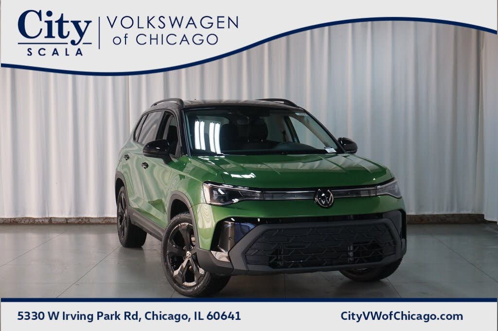 2026 Volkswagen Taos SE Black 4Motion