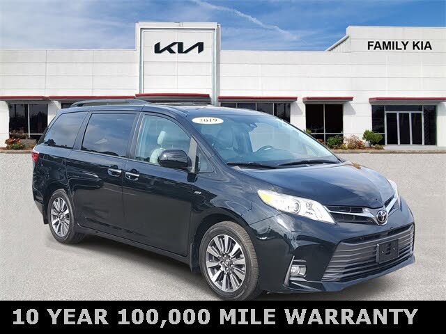 2019 Toyota Sienna XLE 7-Passenger AWD