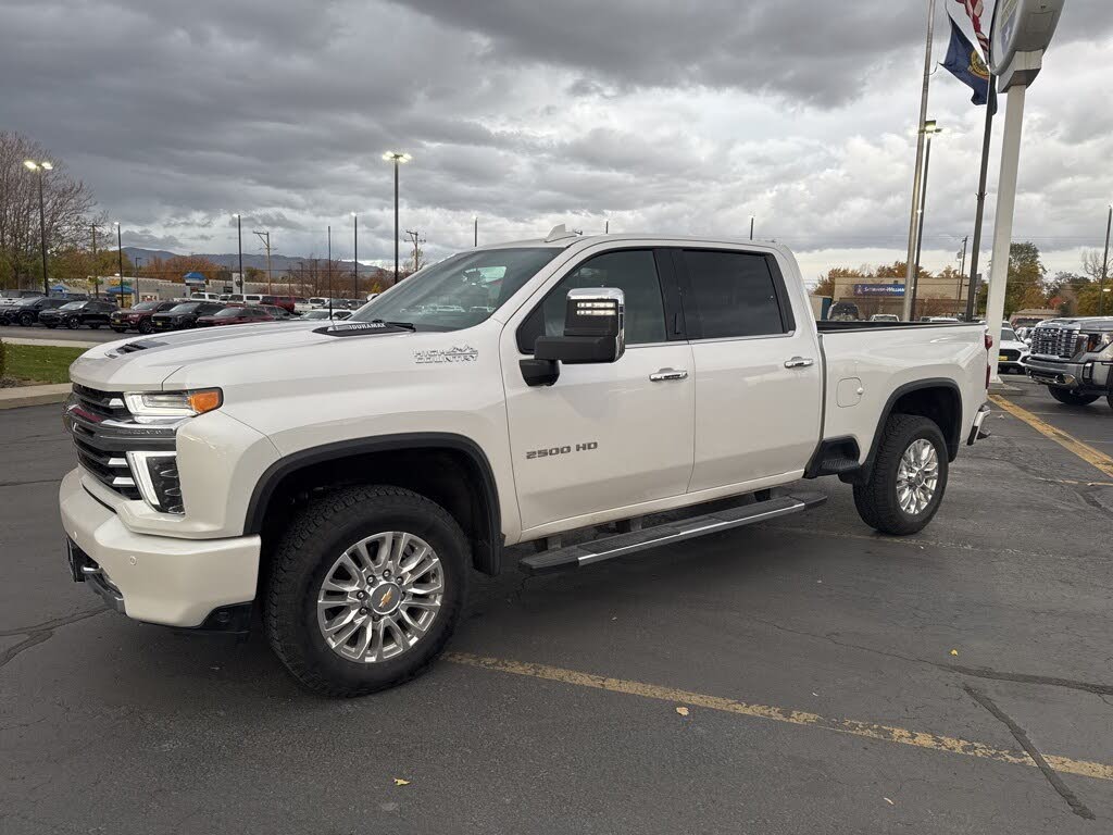 2022 Chevrolet Silverado 2500HD High Country Crew Cab 4WD